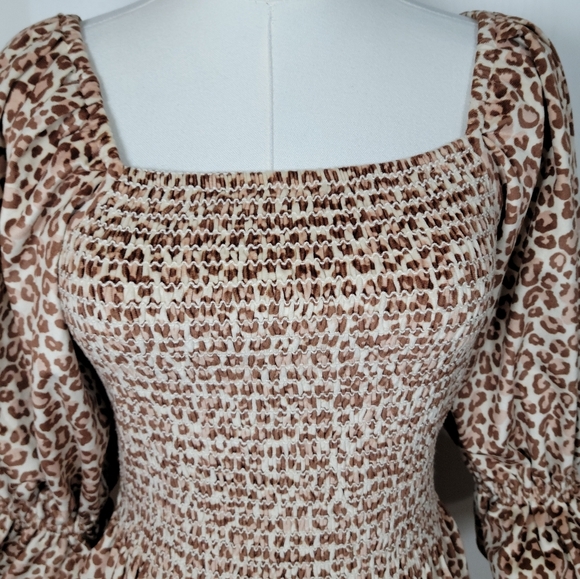 Ivy City Co. Leapord Print Smocked Dress Size Small - Picture 7 of 15
